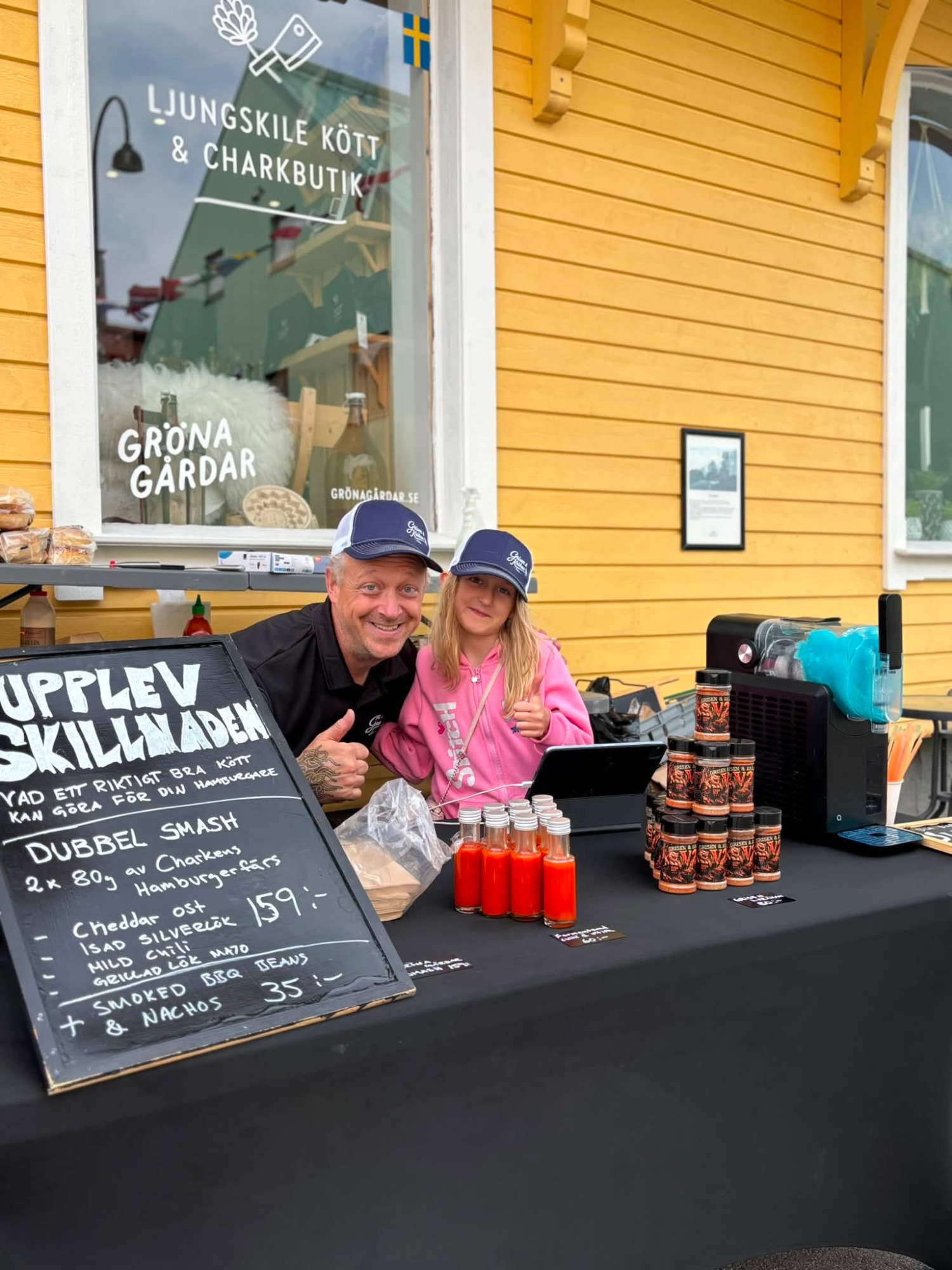 Grisen & Kråkan popupstånd på event